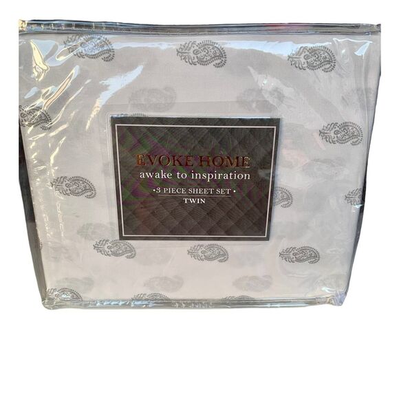 Evoke Home Awake To Inspiration Grey Twin 3 piece Size Sheet Set  Microfiber GEO - Picture 1 of 9